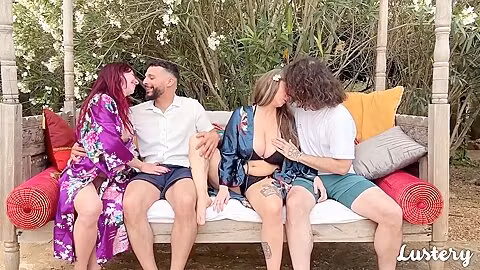 Full House Of Love Of 3 Filthy Swinger