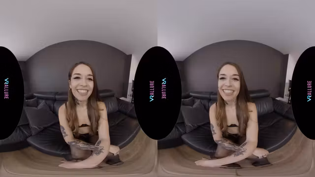Virtual Reality - Vanessa Stares Into Your Soul
