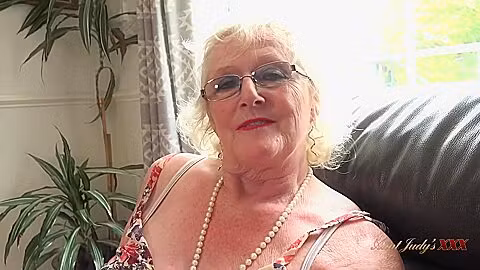 Claire 2