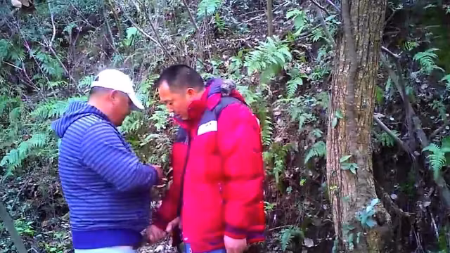 Amateur Asian not daddies outdoors
