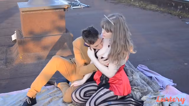 Chubby Teen 18+ Girl Open Air Affair - Outdoor Sex
