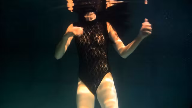 Polcharova stipping and enjoying underwater swimming