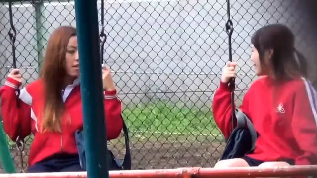 Kinky asians peeing