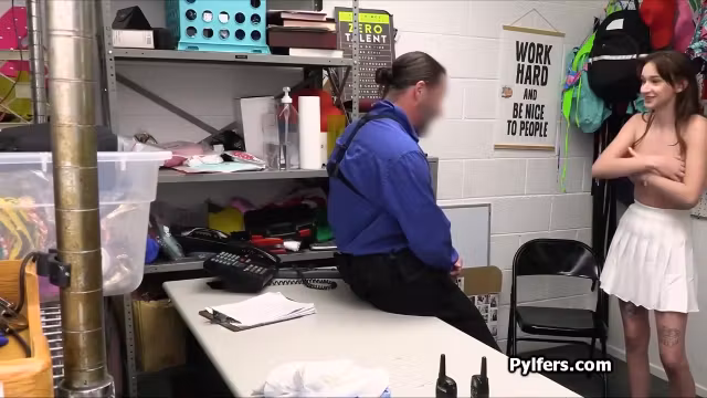 Eating Out Then Fucking Tall Brunette Suspect