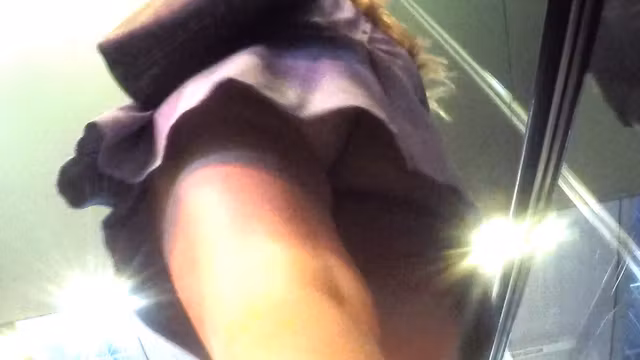 Upskirt of a nice lady