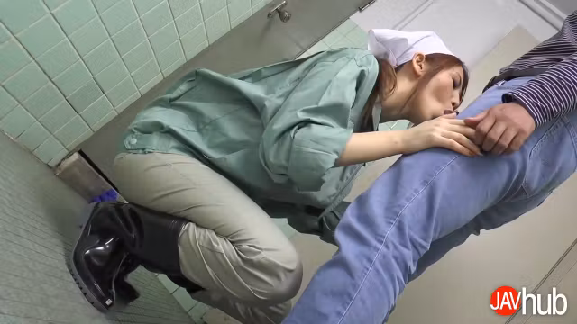 JAVHUB Busty Janitor Maki Koizumi sucks a hard cock