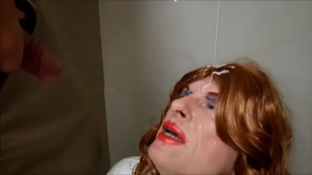 TAMMY FELLATRIX IN THE PIZZA MAN DELIVERS