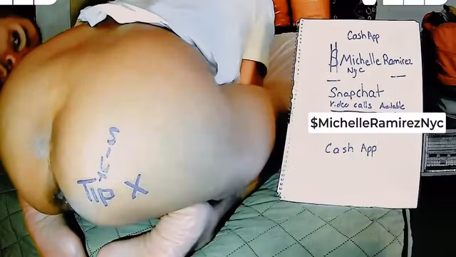 Solo Female Style Big Round Brown Ass Booty Back View Small Feet And Toes Minah Khali