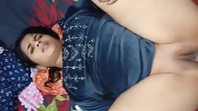Bhabhi Sucking Big Cock And Try Hardcore Anal Sex First Time In Life