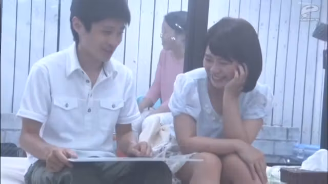 Gmeshow: Magic Mirror - Step brother And Step sister 01