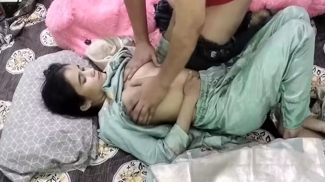 Nurse Ko Paise Dekar Hotel Me Le Jakar Chod Diya