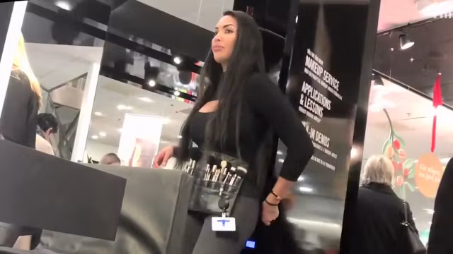 You can't avoid her sex appeal