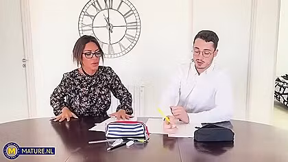 Vittoria Divine - Anal Milf Teacher