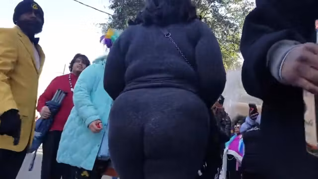 Mardi Gras Creep Shots BBW ebony ho see Tru Leggings big ass