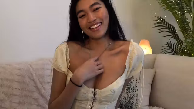 Sexy webcam brunette with big boobs
