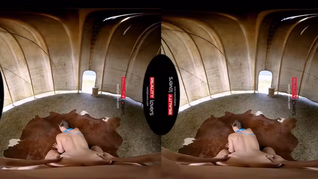 Reality Lovers - Foxy Cocahontas VR