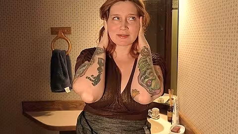 Bettie Bondage – Step mom’s New Year’s Eve Confession