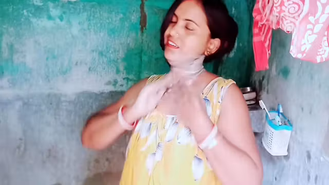 Bathroom Kaamwali Desi Beautiful Girl Tight Pusssy First Time Xxx Videos, Desi Beautiful Village Girl Sex Videos