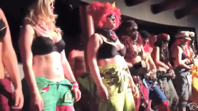 Busty ladies in the breathtaking techno show