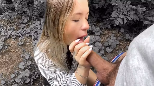 Young Sucked Clients Cock And He Covered Her Whole Face With Cum!