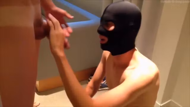 Boy9: 22yo Madrid Hostel Cocksucker
