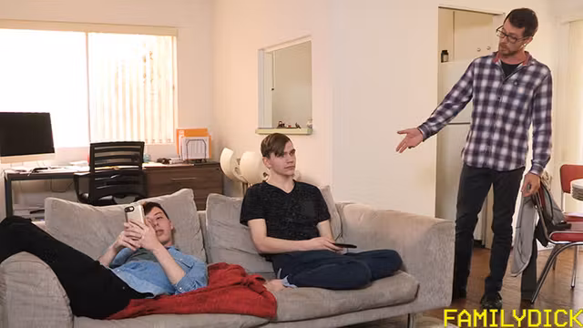 Drawing Straws - FamilyDick