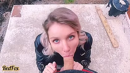 Bomzh Trahnul Skromnicu Homeless Man Fucked An Escort Girl Red Fox