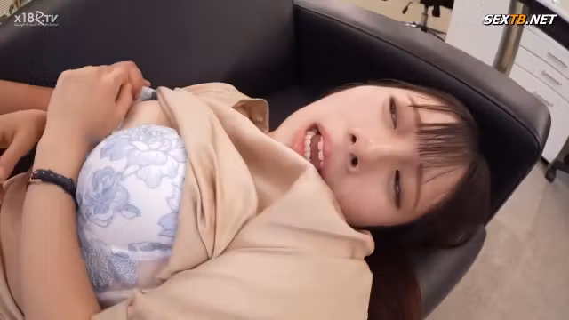 Japanese Babe been drugged & have sex