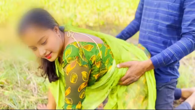 Bhabhi Devar Ke Sath Khet Me Chudai Karwai Or Kutiya Ban Kar Chudwane Lgi Hindi Me - Devar Bhabhi