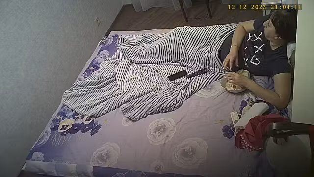 hidden masturbation in panties