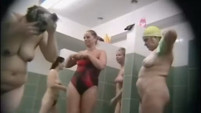 group showering Step mothers on