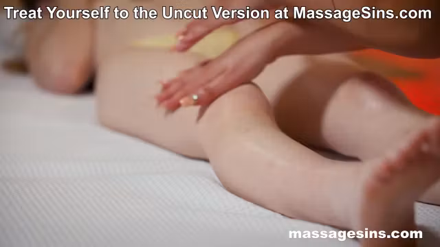 Masseuse Rubs me in all the Right Places! Maya Sinn & Asandra Dewy for MassageSins