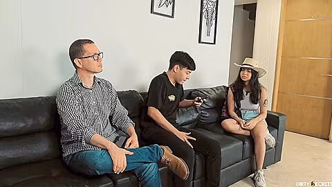 I Give The Best Blowjob To Lil Timy Sharing My Bed