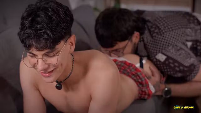 Camilo Brown And Dave Lion - Kinky Student 18+ Gives His Ass To His Teacher In Exchange Of A Good Grade