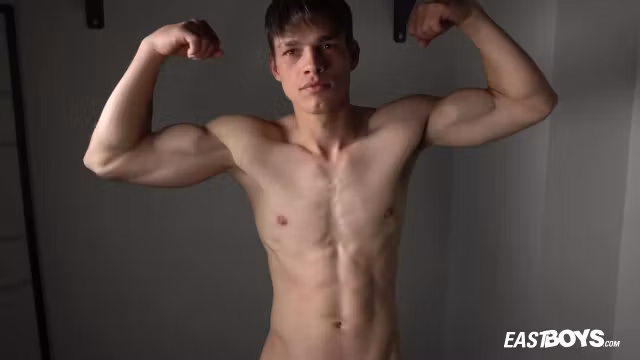 Handsome Solo Muscle Boy Flex Abs With Daniel Donovan