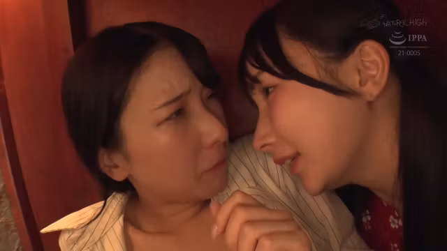 A Sensitive Woman Gets Licked By A Lesbian Bar Staff At A Bar During Business, Secretly Fingers Her And Cumms Over And Over Again 3 Kana Yura