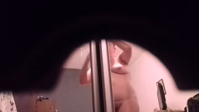 sneaky watching my naked thick mom