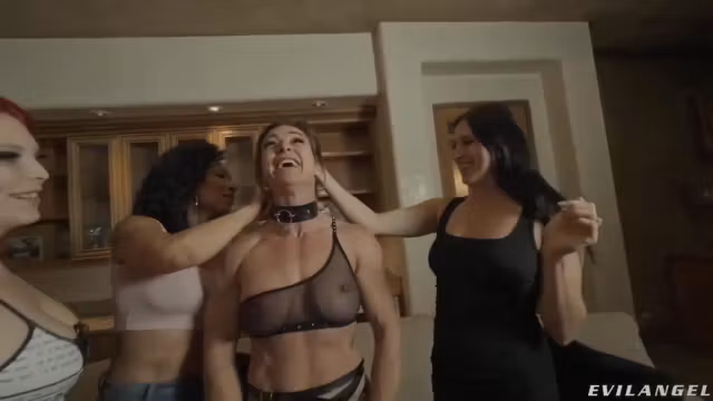 Simone Steele Double Anal Gangbang
