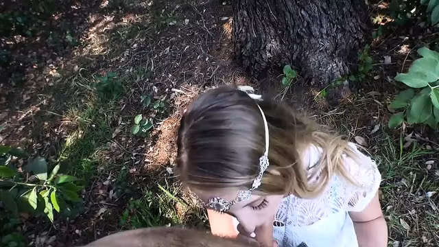 Mofos - Pervs On Patrol - Hippy Chicks Pussy
