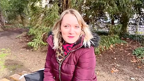 Kelly, 30 Years Old, Medical Secretary In Lyon!