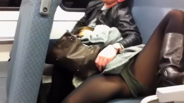 Whore wearing nylons shows off her crotch in the tube