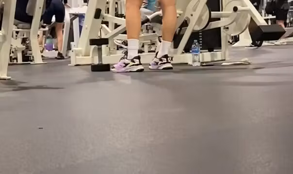 Gym big booty candid
