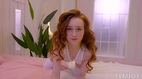 Alice Mido Tempting