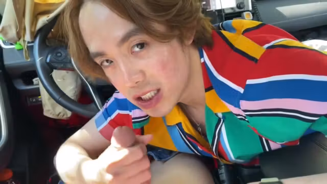 Asian Twink Sucks Big White Cock & Swallows In The Car