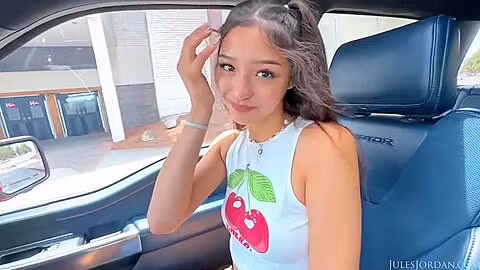 Teen 18+ Car Sex Expert Layla Jenner Puts It In Overdrive And Gets A Huge Facial