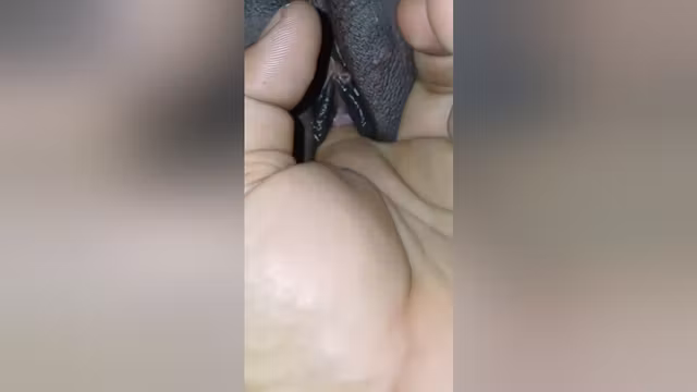 Desi Teen 18+ Girl Wet Pussy Fingering - Wet Girl