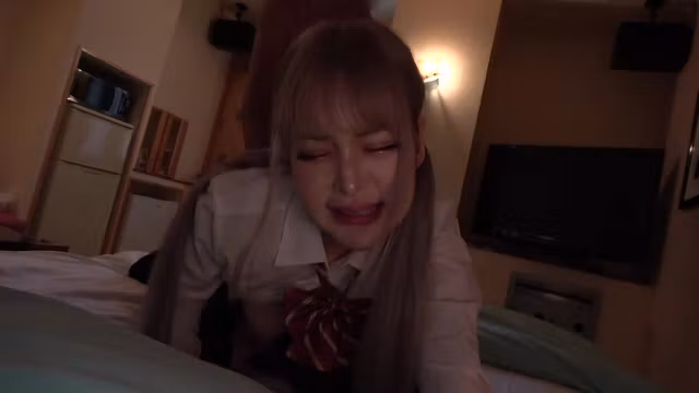 534CRT-030girl gumshot climax