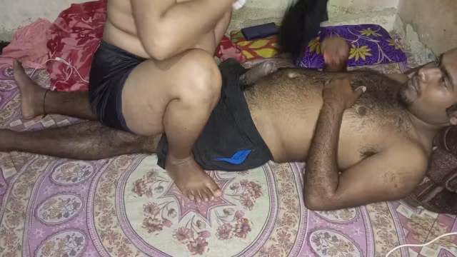Desi College Bhabhi Hot Boobs Suking - Unknown Girl Stops My Bike, I Take Her On My Bike And Take Her Home And Kiss Her Boobs