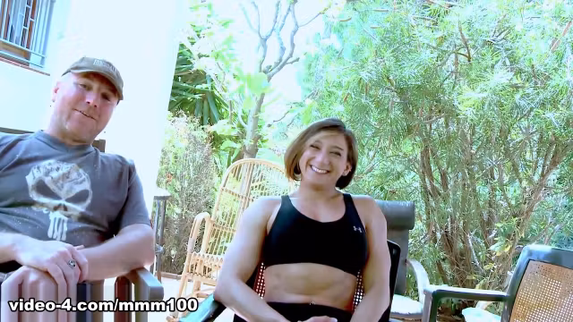 Interview hot with Karyn Bayres - MMM100