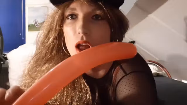 Sissy teen 18+ Mareije deepthroat
